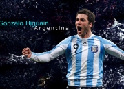 开云官方app入口-福克斯爆发，76人生死战取胜深圳队，一场跨越时空的篮球对话