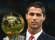 开云体育中国官网-阿什拉夫一锤定音，哥斯达黎加对阵瑞典的史诗逆转与足球哲学