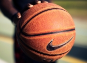 开云体育中国-冰火双城记，哈登的广东时刻与西决的生死接管