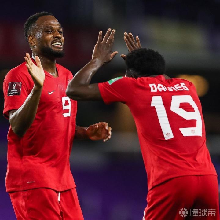 关于加拿大逆转拜仁，乔瓦尼·雷纳关键制胜的信息