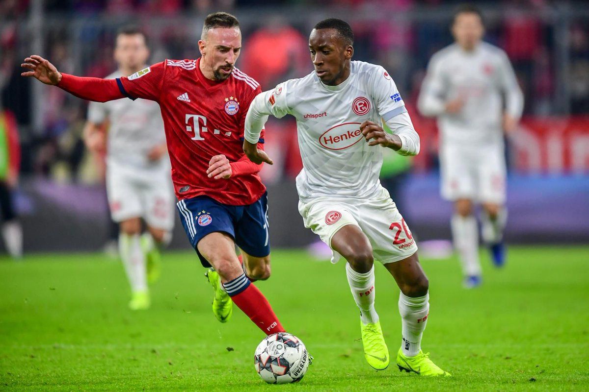 关于多特蒙德后防漏洞暴露赢球吃亏的信息