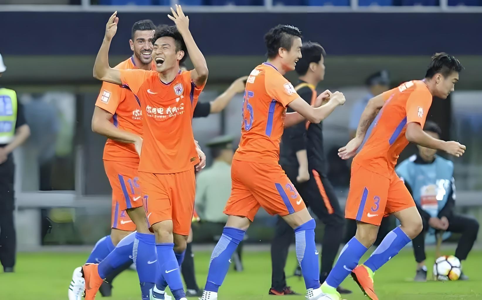 上海德比战中,鲁能比完胜上港 上海德比战中,鲁能比完胜上港