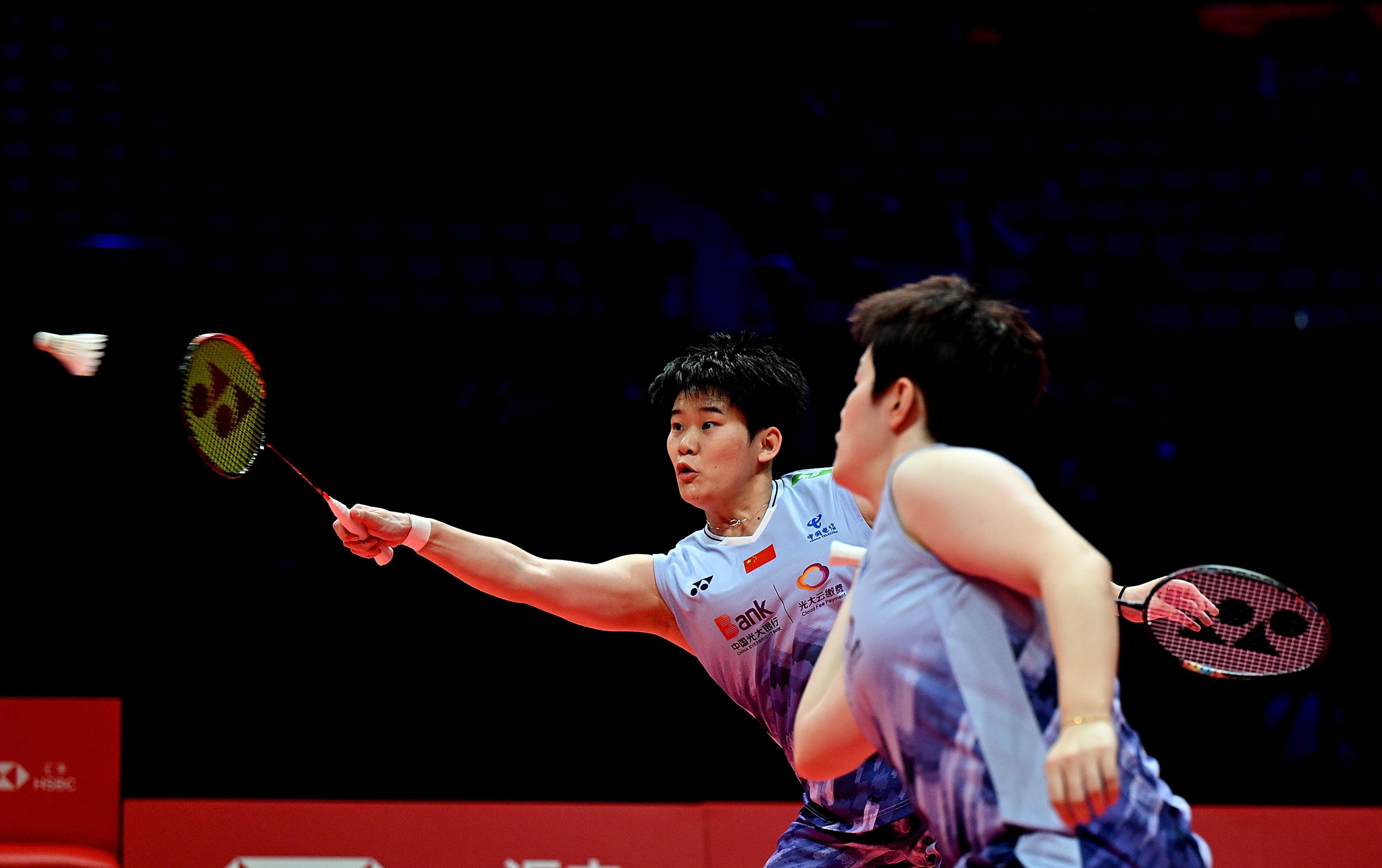 包含马来西亚羽毛球队强势中国羽毛球队，戴资颖制霸全场的词条