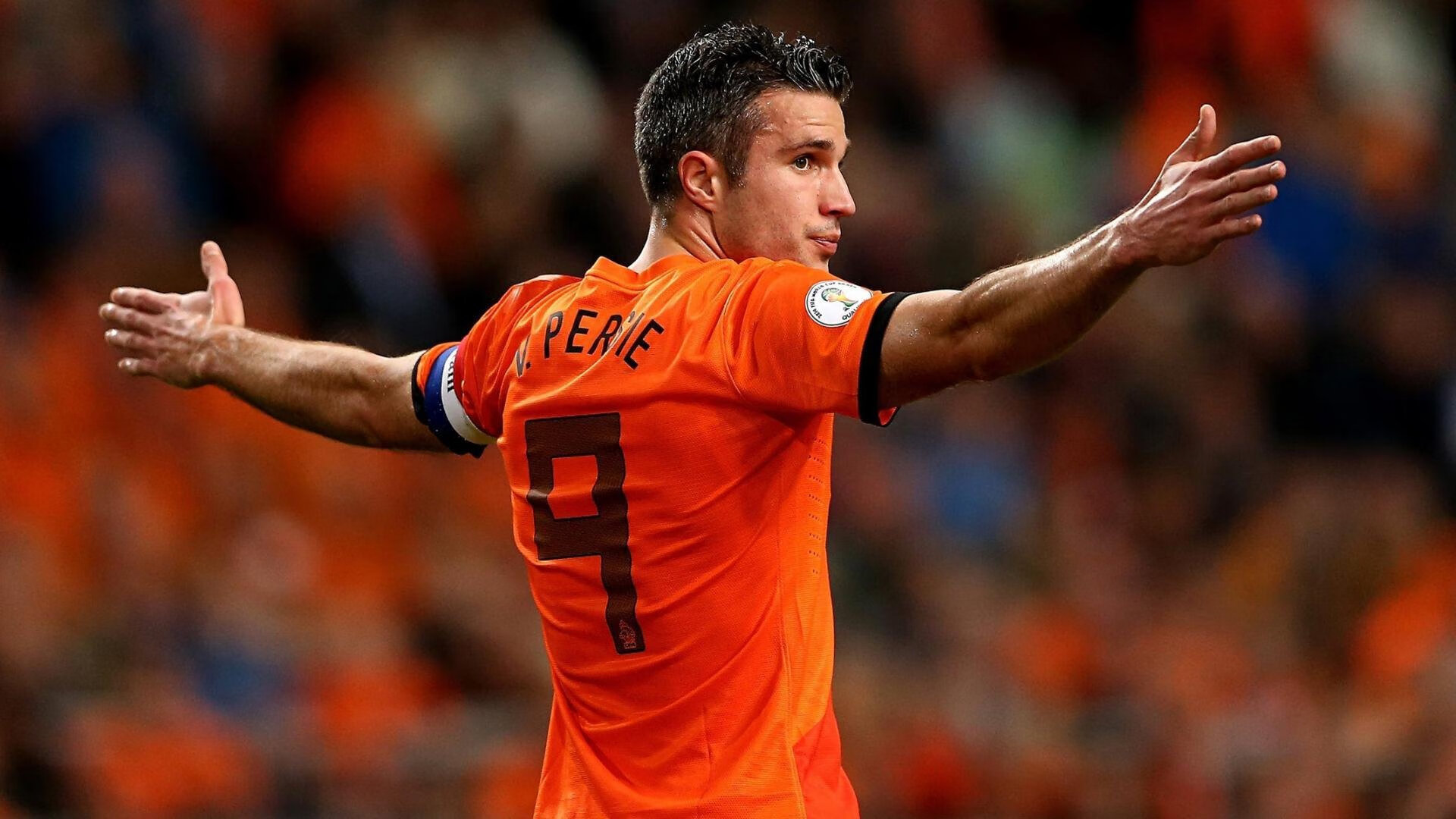 德甲争冠战之夜，爱德华兹展现巨星价值，一记绝杀改写联赛格局